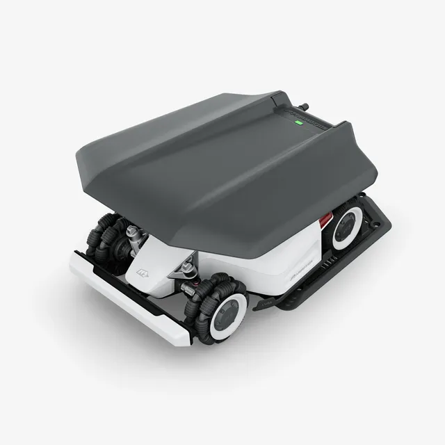 Mammotion LUBA AWD garage robot tagliaerba pioggia