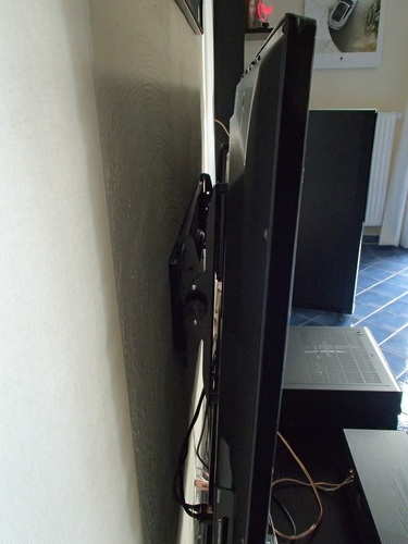 VonHaus Staffa TV a Parete 33-60 Pollici Inclinabile 75 kg