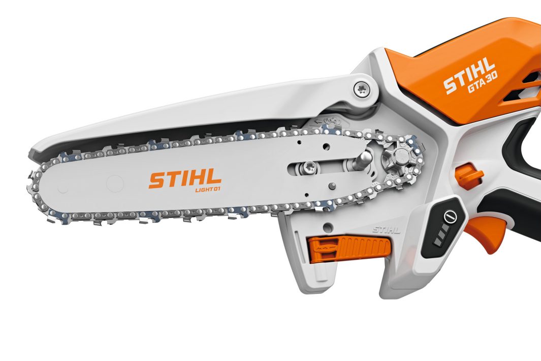 Stihl GTA 30 sega da potatura a batteria set 2 batterie