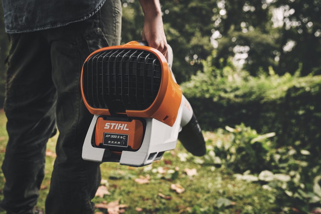 STIHL BGA 250 soffiatore a batteria professionale corpo macchina