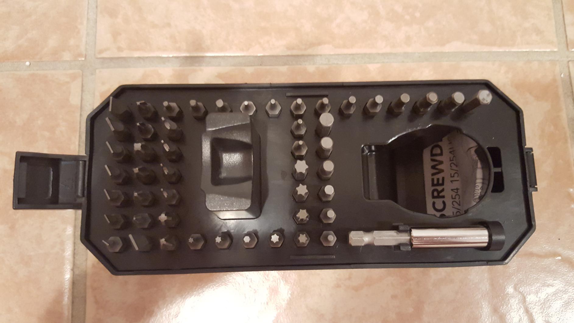 VonHaus Cacciavite cordless 3.6V set 50 pezzi LED