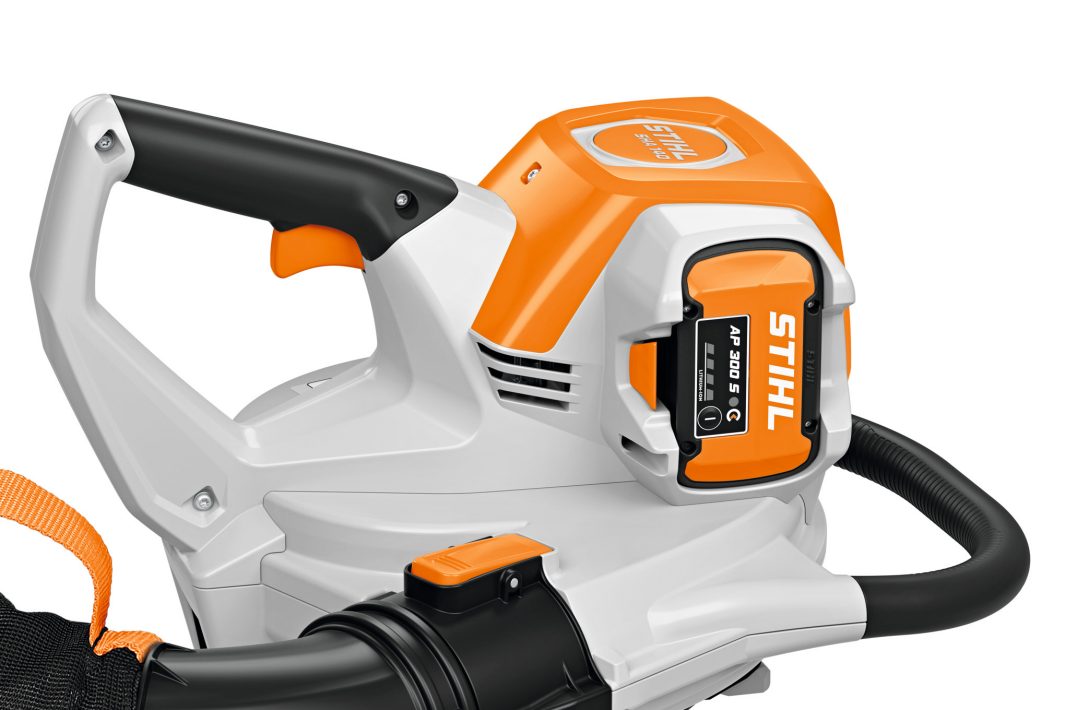 Stihl SHA 140 aspiratore soffiatore batteria sacco 55 l
