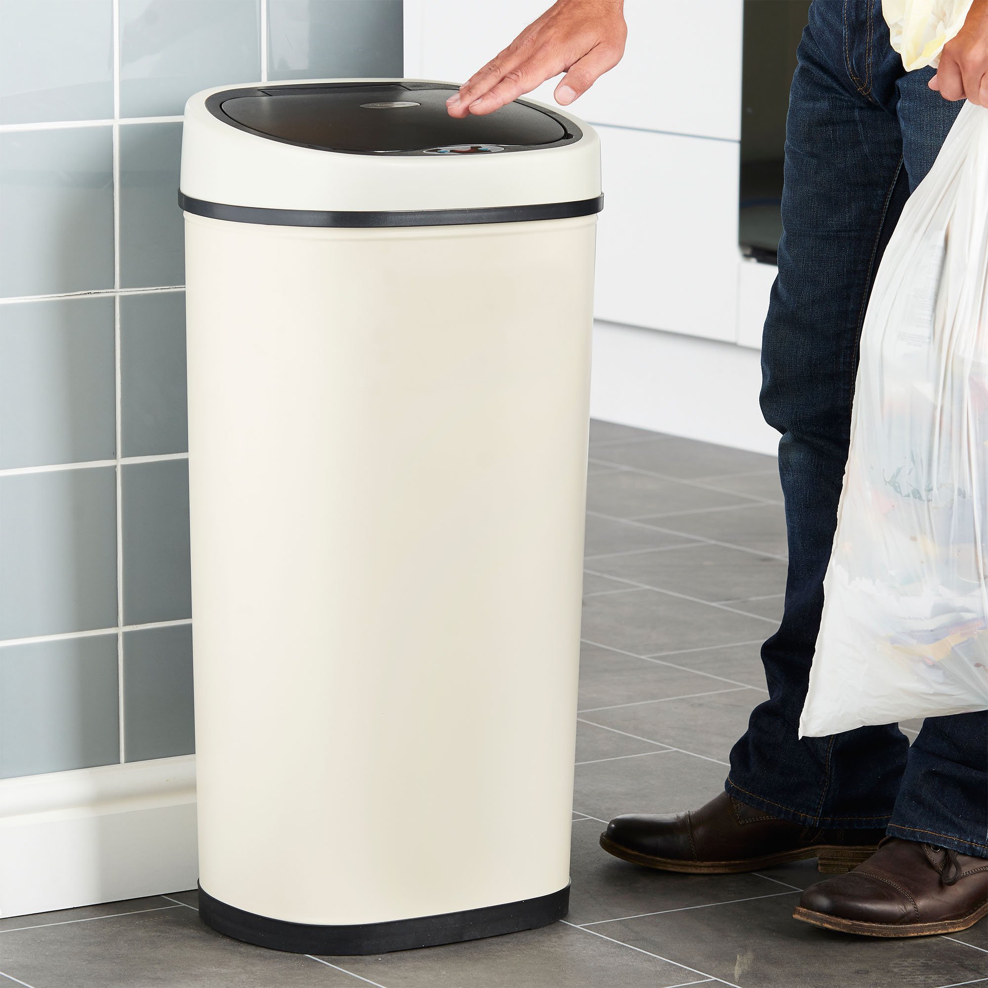 Vonhaus Pattumiera Automatica 50 Litri Crema Acciaio Inox