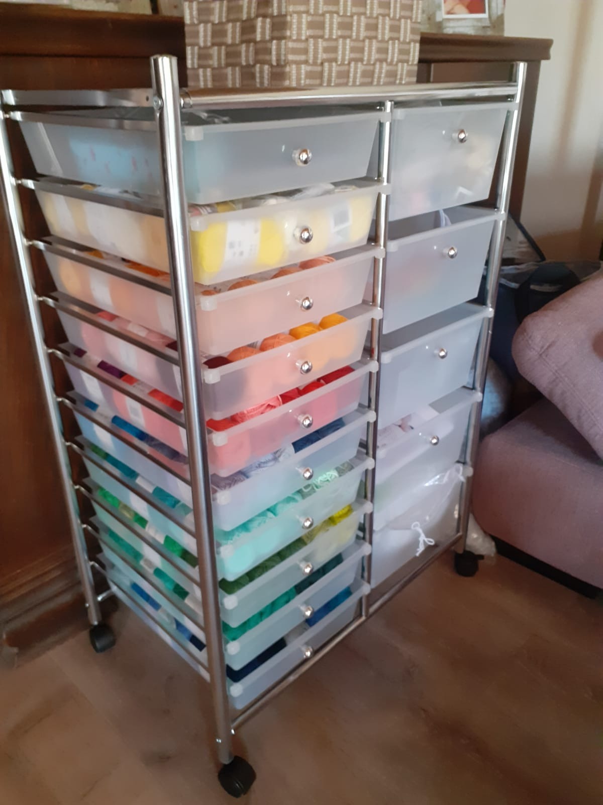 VonHaus Carrello 15 Cassetti Bianco con Ruote 76 cm