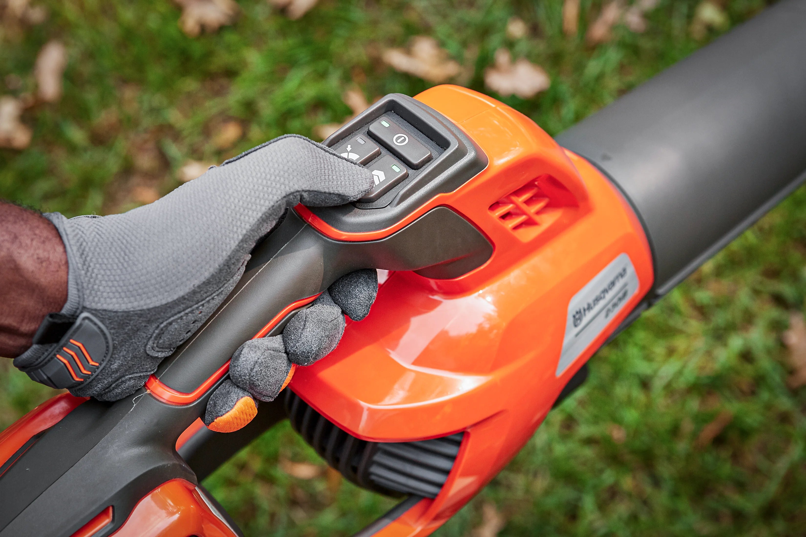 Husqvarna 230iB soffiatore batteria set potente giardino