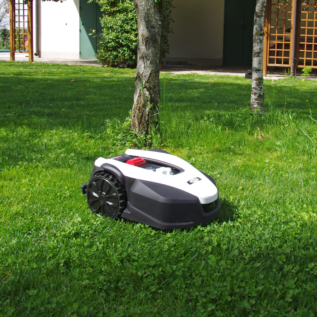 FreeMow Serie M+ RBA601 Robot Rasaerba Automatico