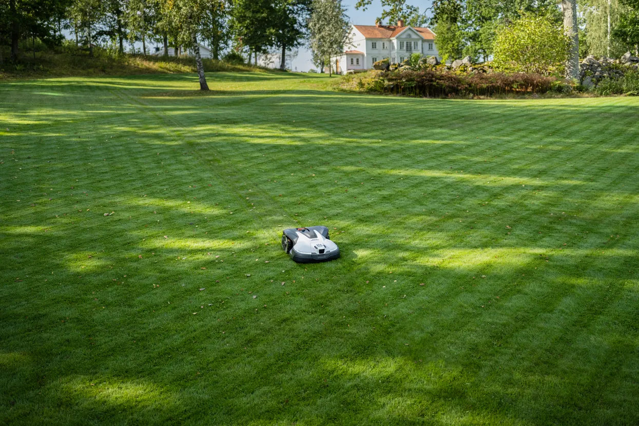 Husqvarna Automower 450V NERA robot tagliaerba 7500 mq