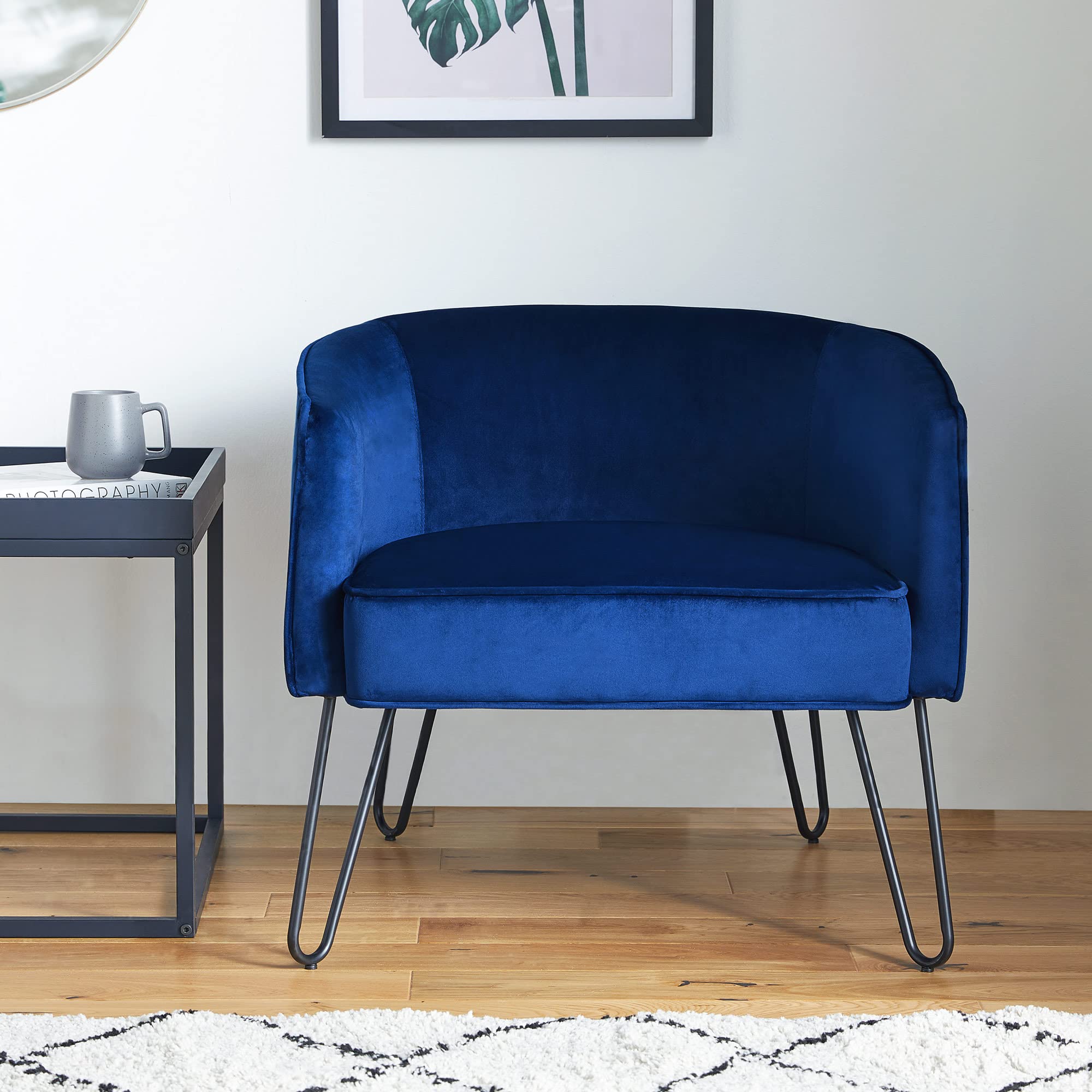 VonHaus sedia in velluto blu navy con gambe nere