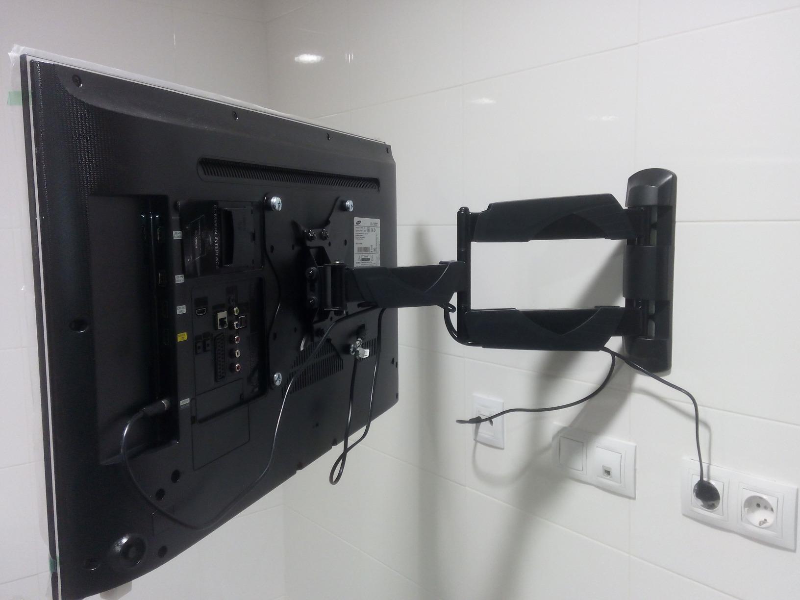 VonHaus Supporto Parete TV 23-55 Pollici 35 Kg Inclinabile