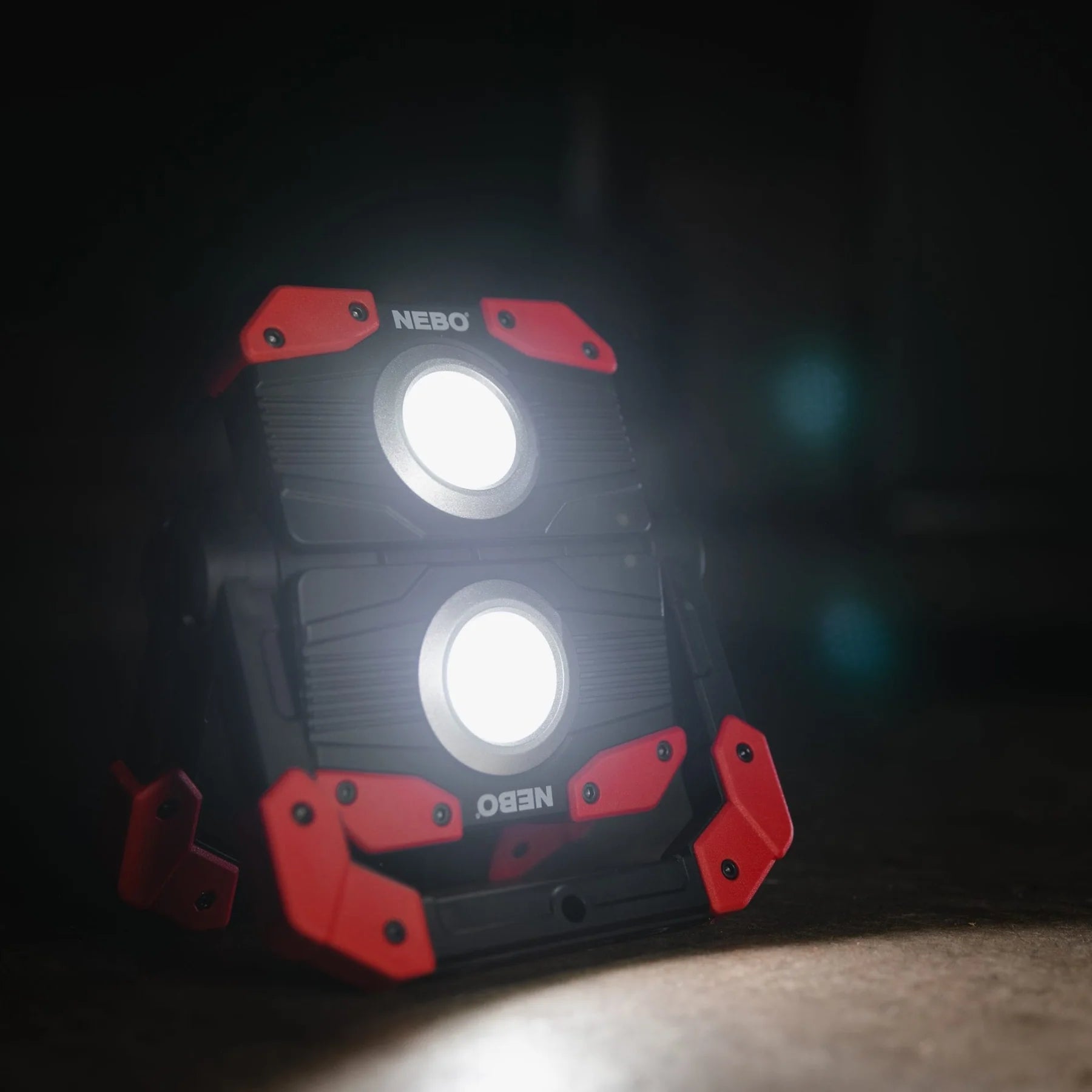 NEBO Omni 2K lampada da lavoro grigia 2000 lumen