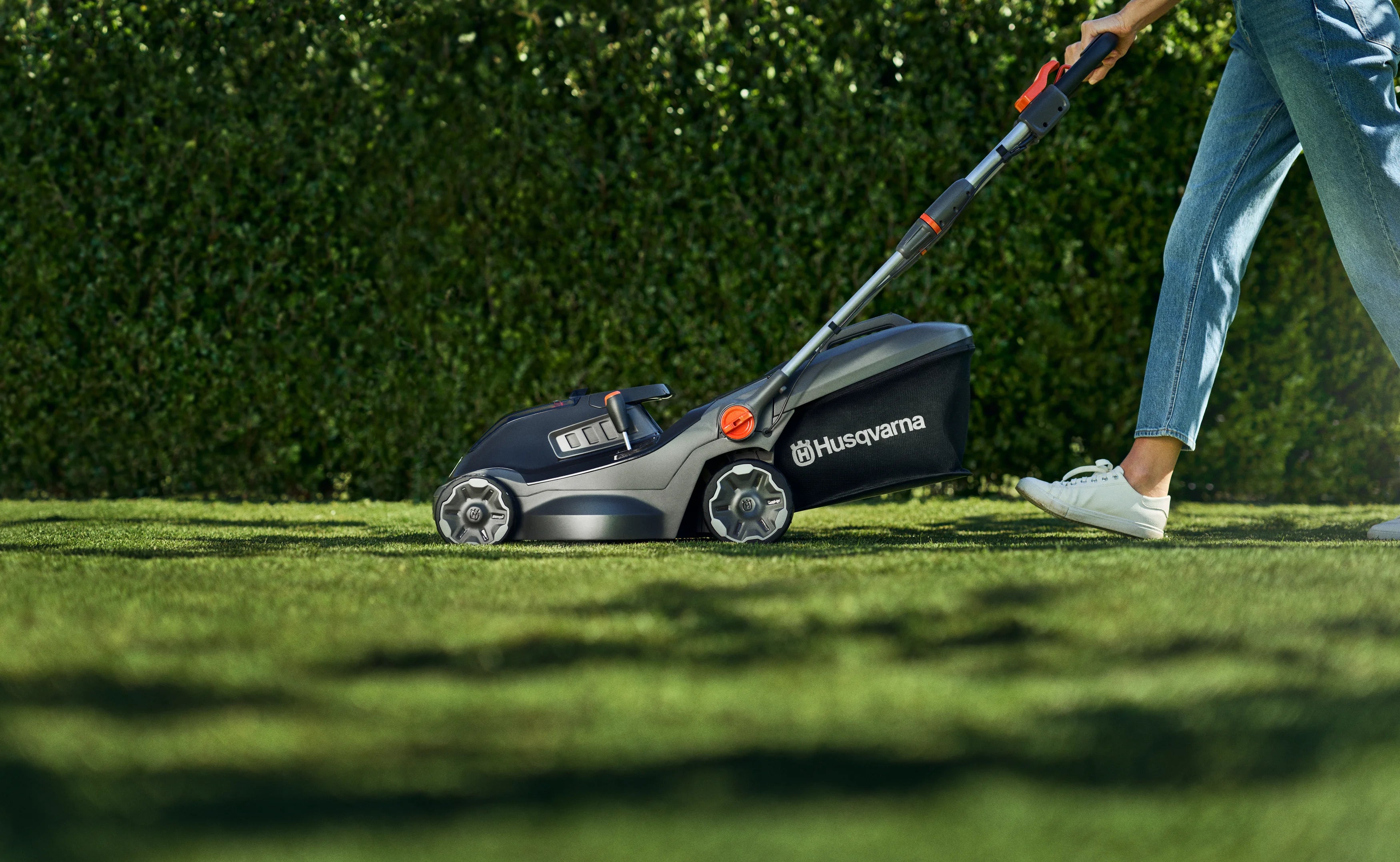 Husqvarna Aspire LC34-P4A tosaerba a batteria