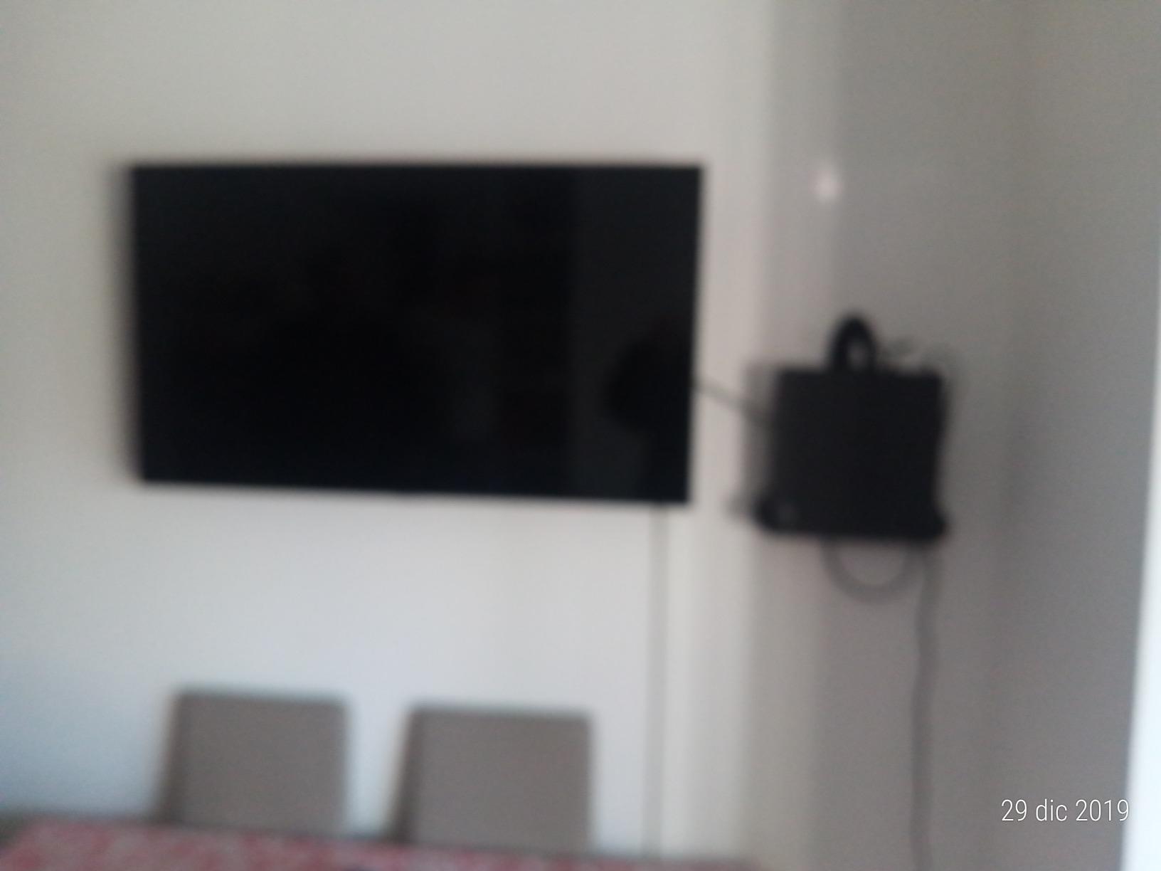 VonHaus Supporto Parete Regolabile DVD Decoder 3 Kg