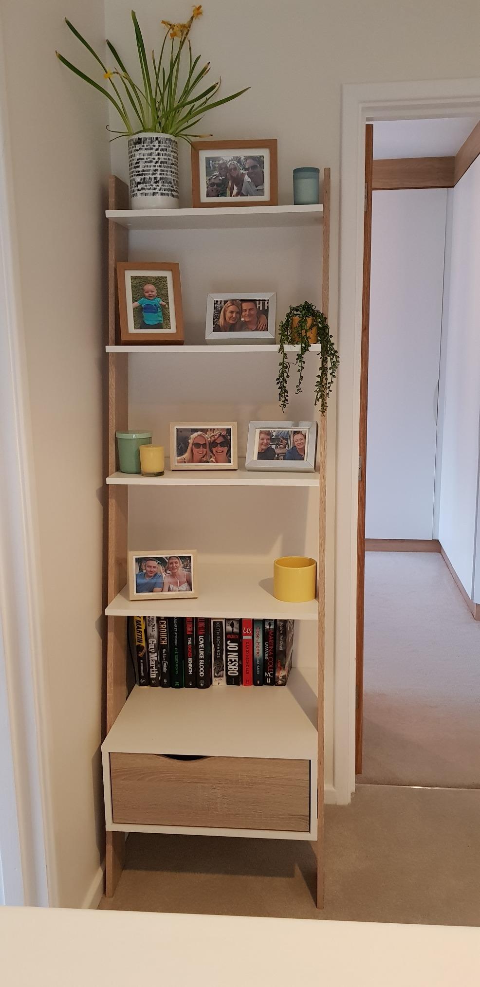 Vonhaus Libreria a Scala 5 Ripiani 1 Cassetto Bianco Rovere Sonoma