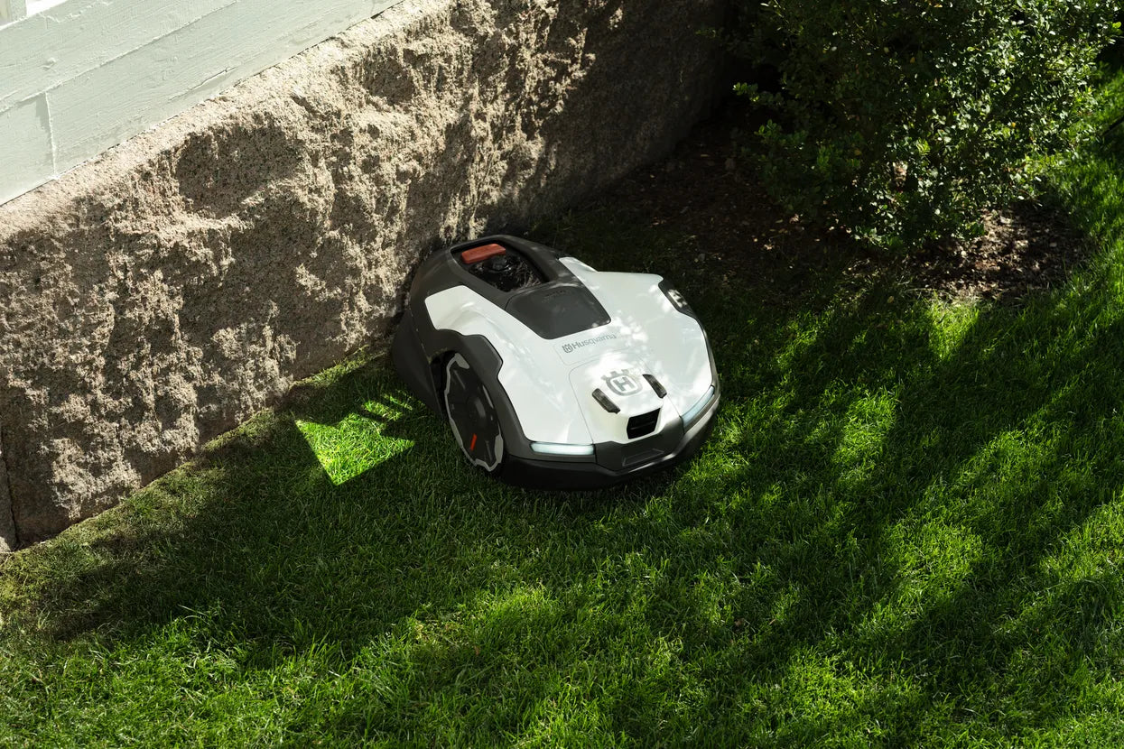 Husqvarna Automower 410VE NERA robot rasaerba 1500 mq