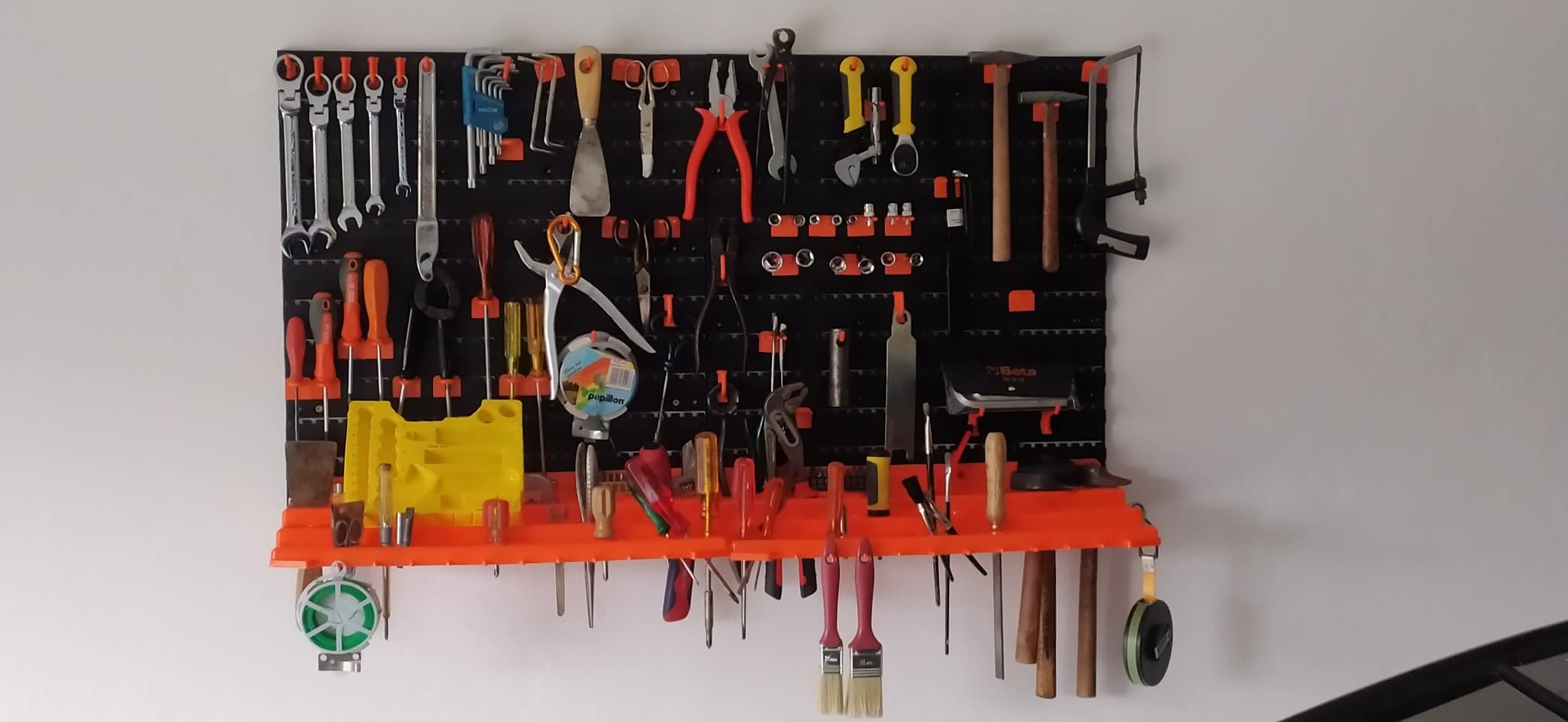 VonHaus Pannello Forato Portautensili 50 Ganci con Mensole