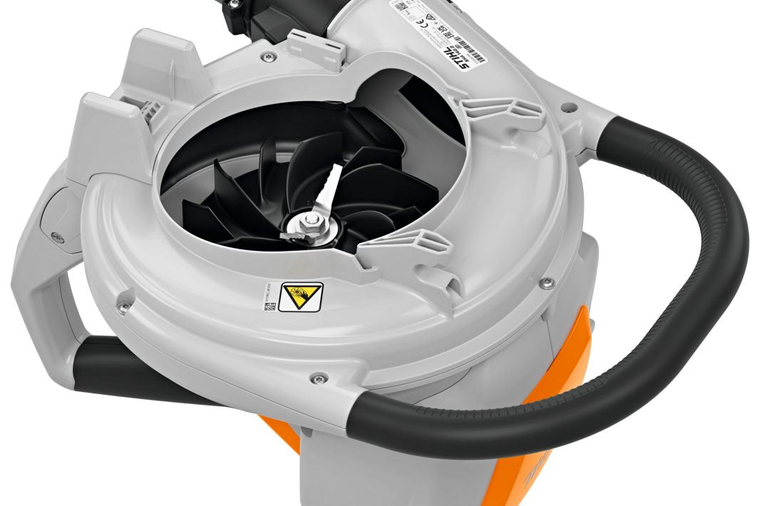 Stihl SHA 140 aspiratore soffiatore batteria sacco 55 l