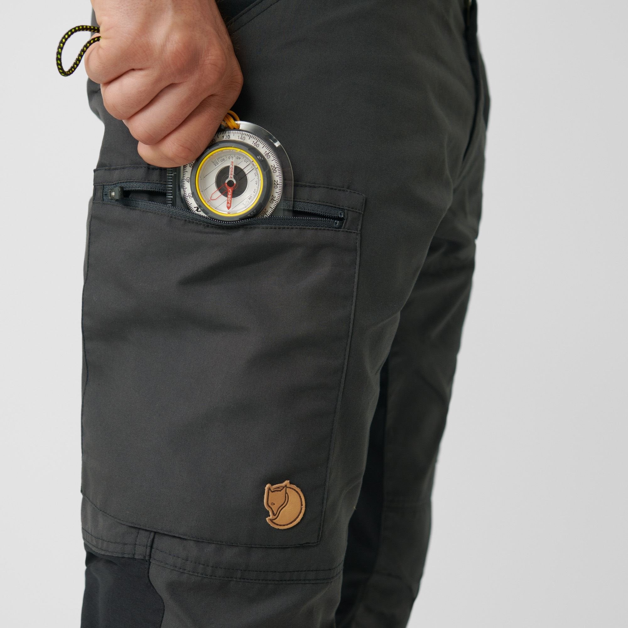 Fjällräven Kaipak pantaloni trekking Dark Olive
