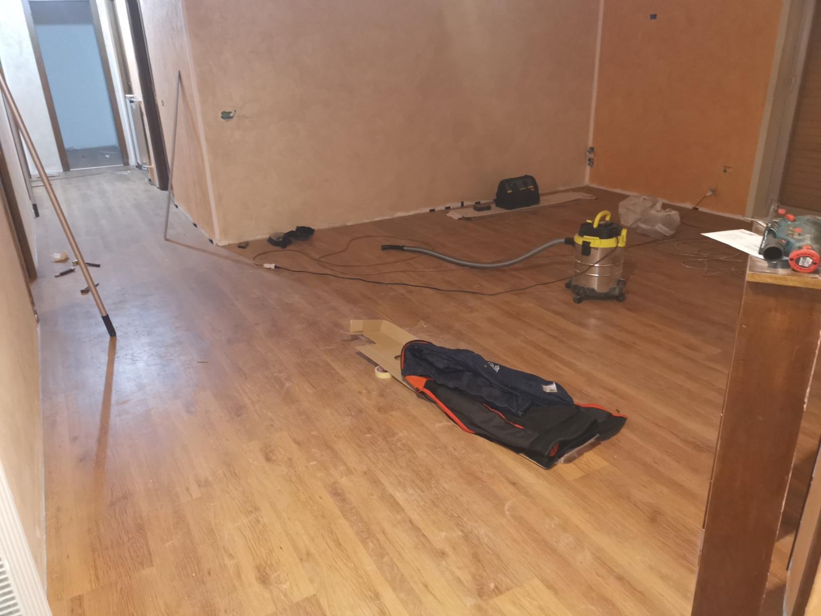 VonHaus Kit Posa Laminato con 30 Distanziali