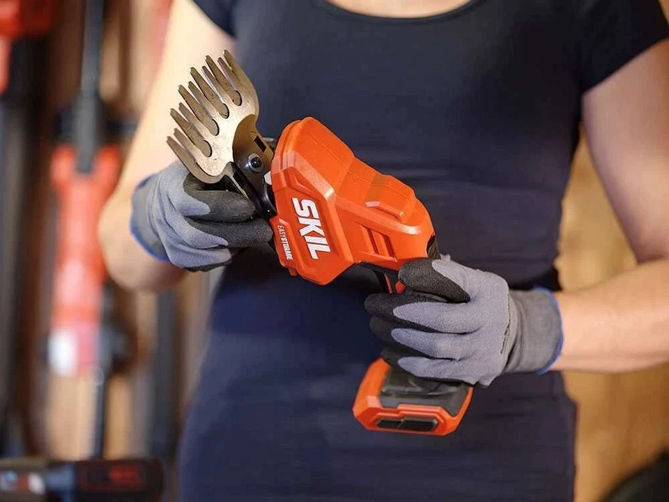 Skil 0630CA Forbici Erba e Siepi a Batteria 20V