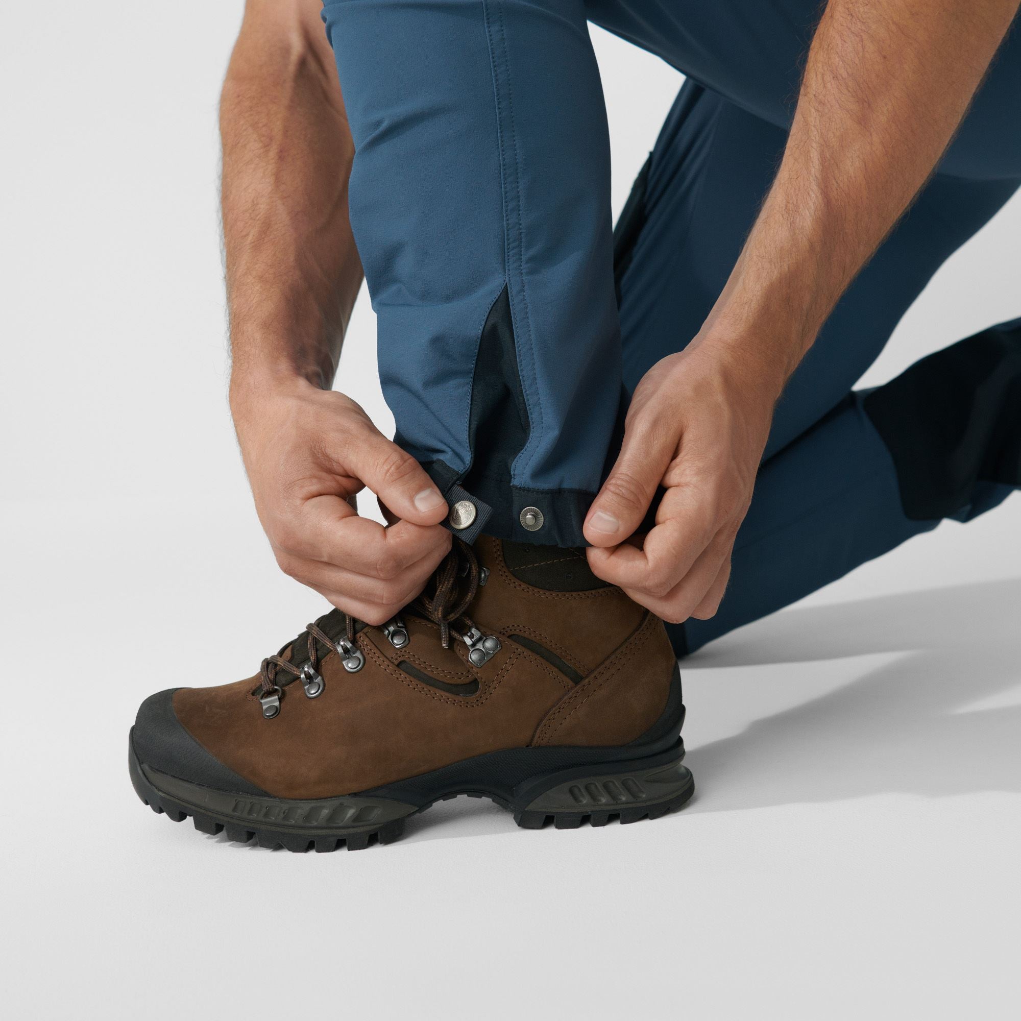Fjällräven Keb Agile M pantaloni trekking neri stretch